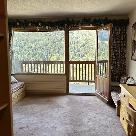 Studio With Balcony 2 Steps From The Slopes